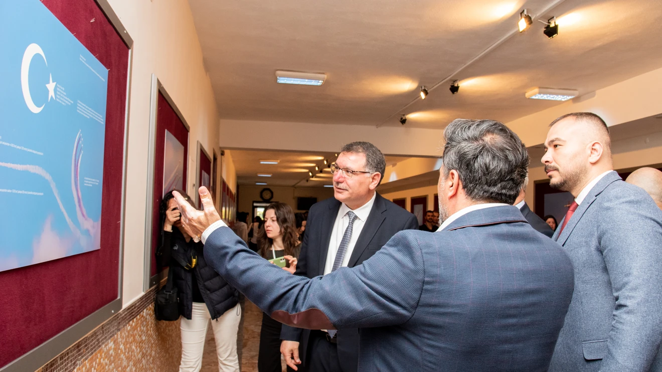 Türk Yıldızları Sergisi fotoğrafseverlerin beğenisine sunuldu